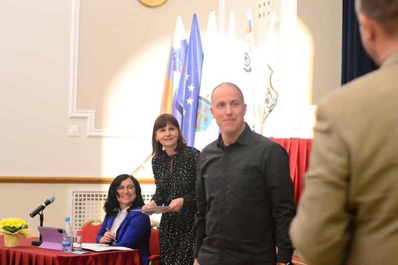 Izza kulise: Slavnostni zbor KD Posavje